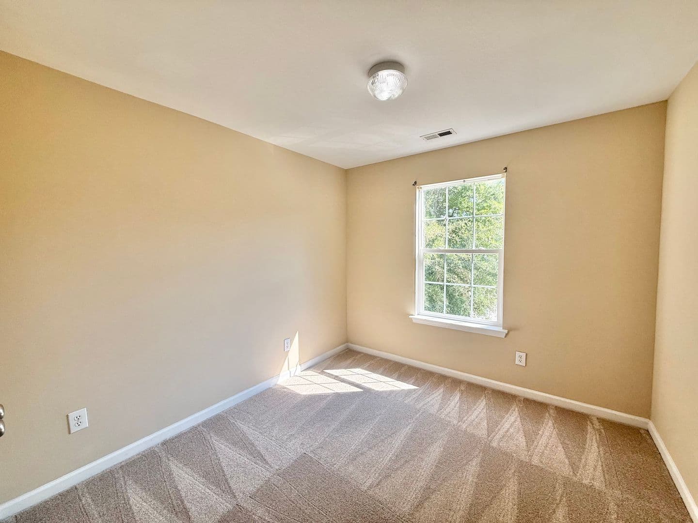 Raleigh House: 3932 Laurel Glen Rd