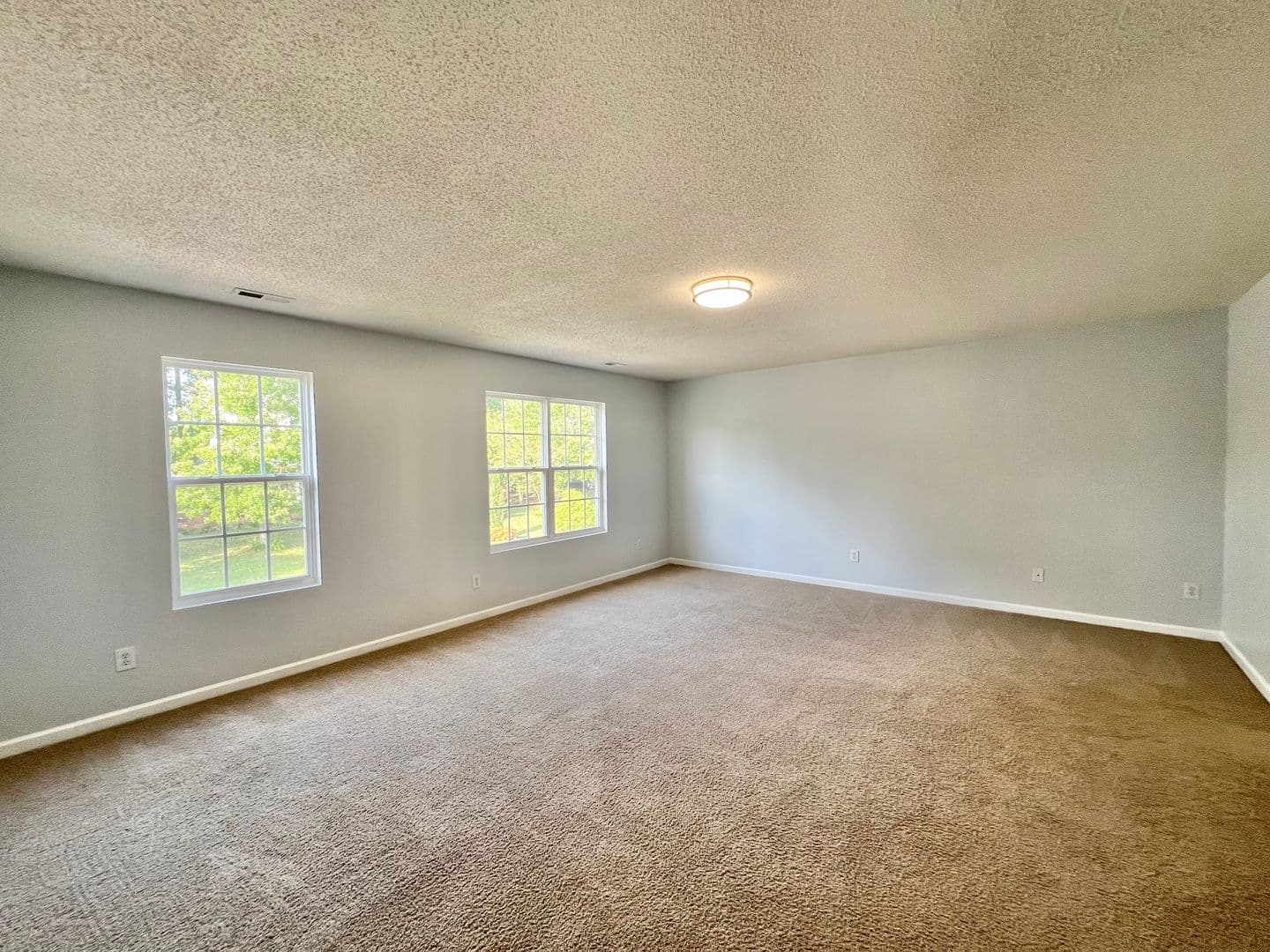 Wake Forest House: 925 Fulworth Ave