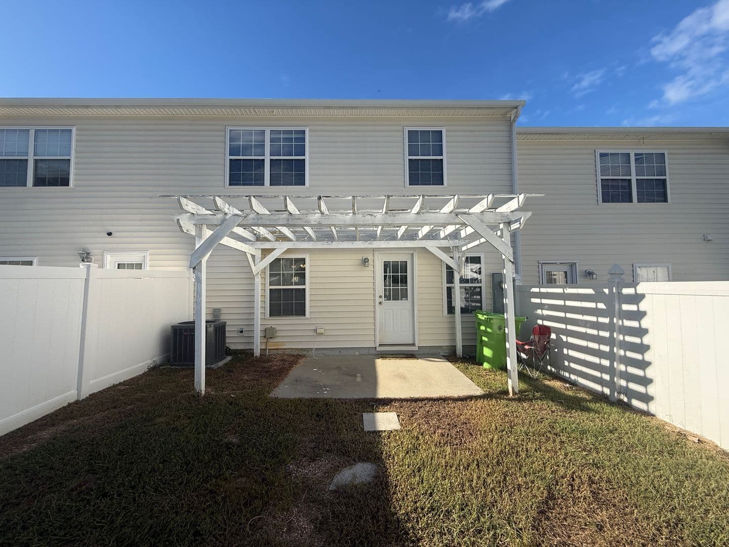 Raleigh Townhome: 2006 Mirror Dr.