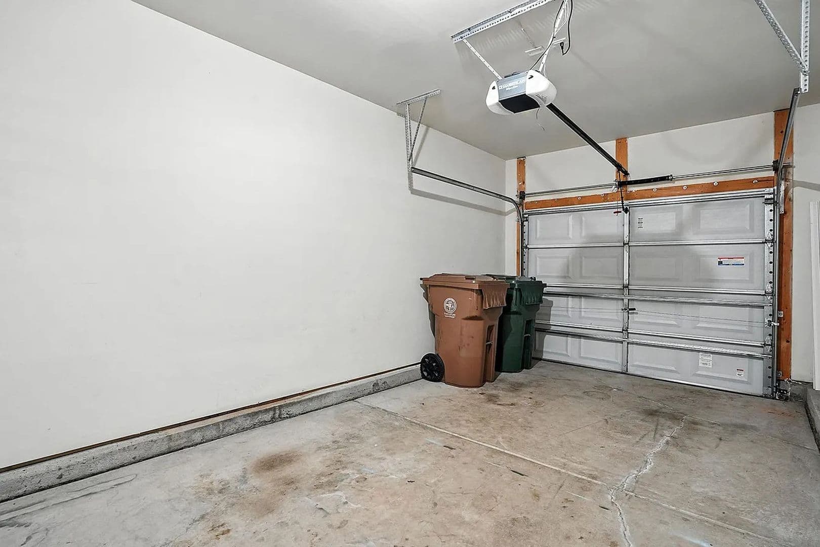 Cary Townhome: 1131 Kingston Grove Dr