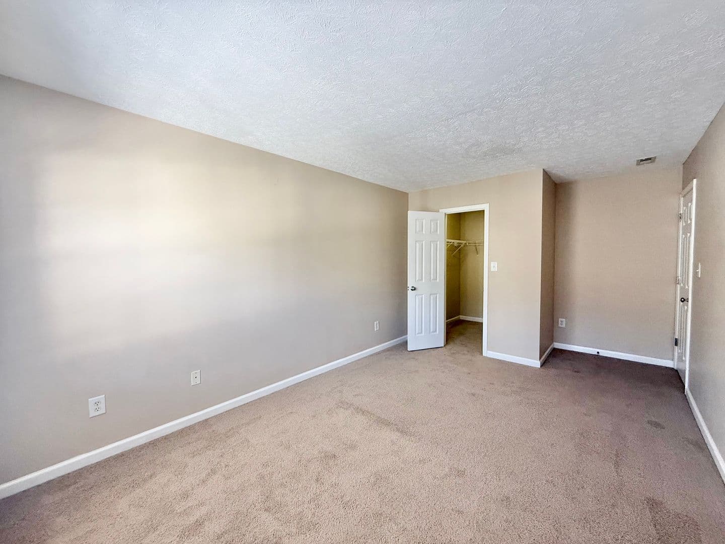 Raleigh Townhome: 2006 Mirror Dr.