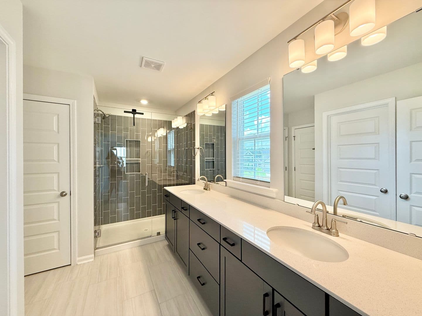 Garner House: 150 Cherry Blossom Ct