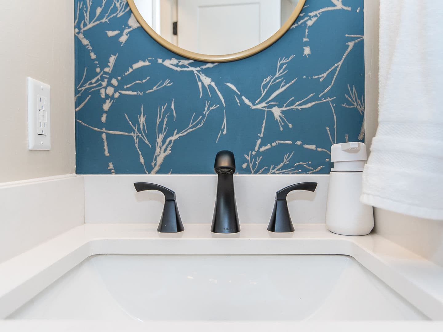 Raleigh Townhome: 3812 Burt Dr.