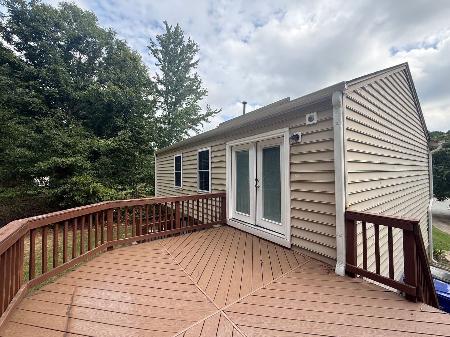 Durham House: 3610 Rawdon Dr.