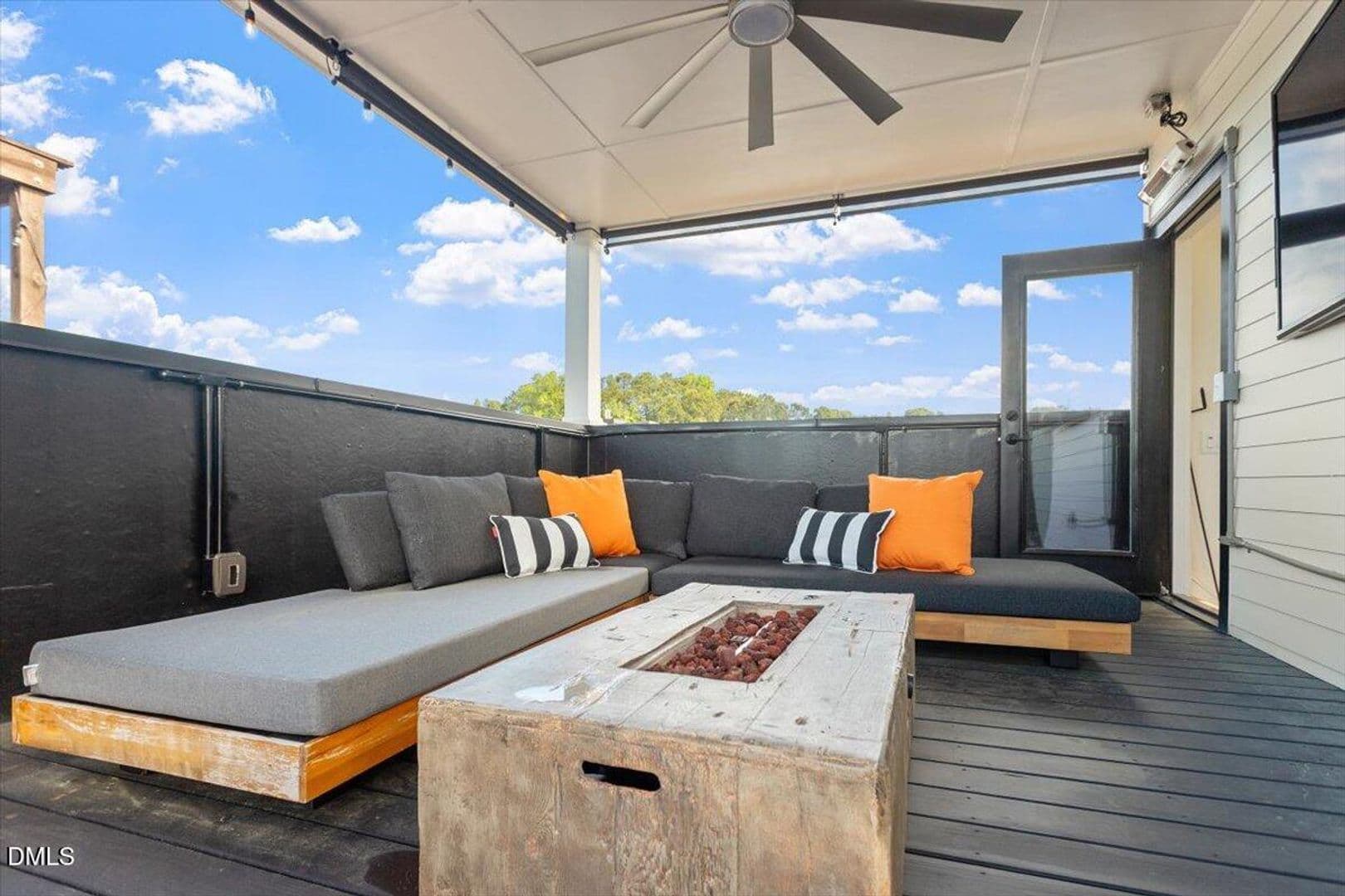 Raleigh House: 610 Velma Hopkins Ln