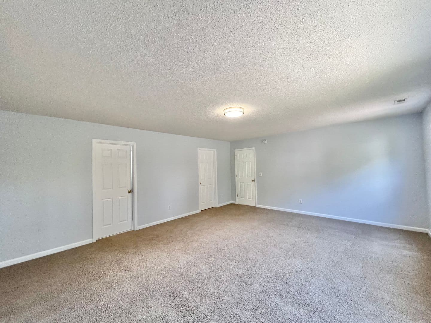 Wake Forest House: 925 Fulworth Ave