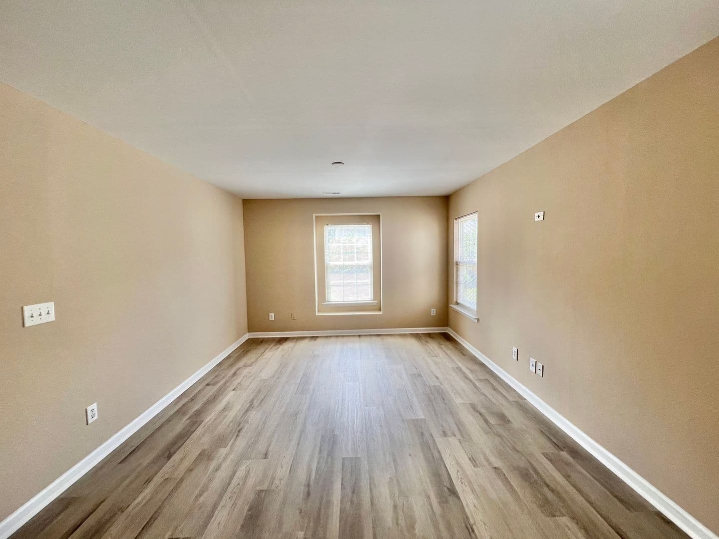 Raleigh House: 2829 Roundleaf Court