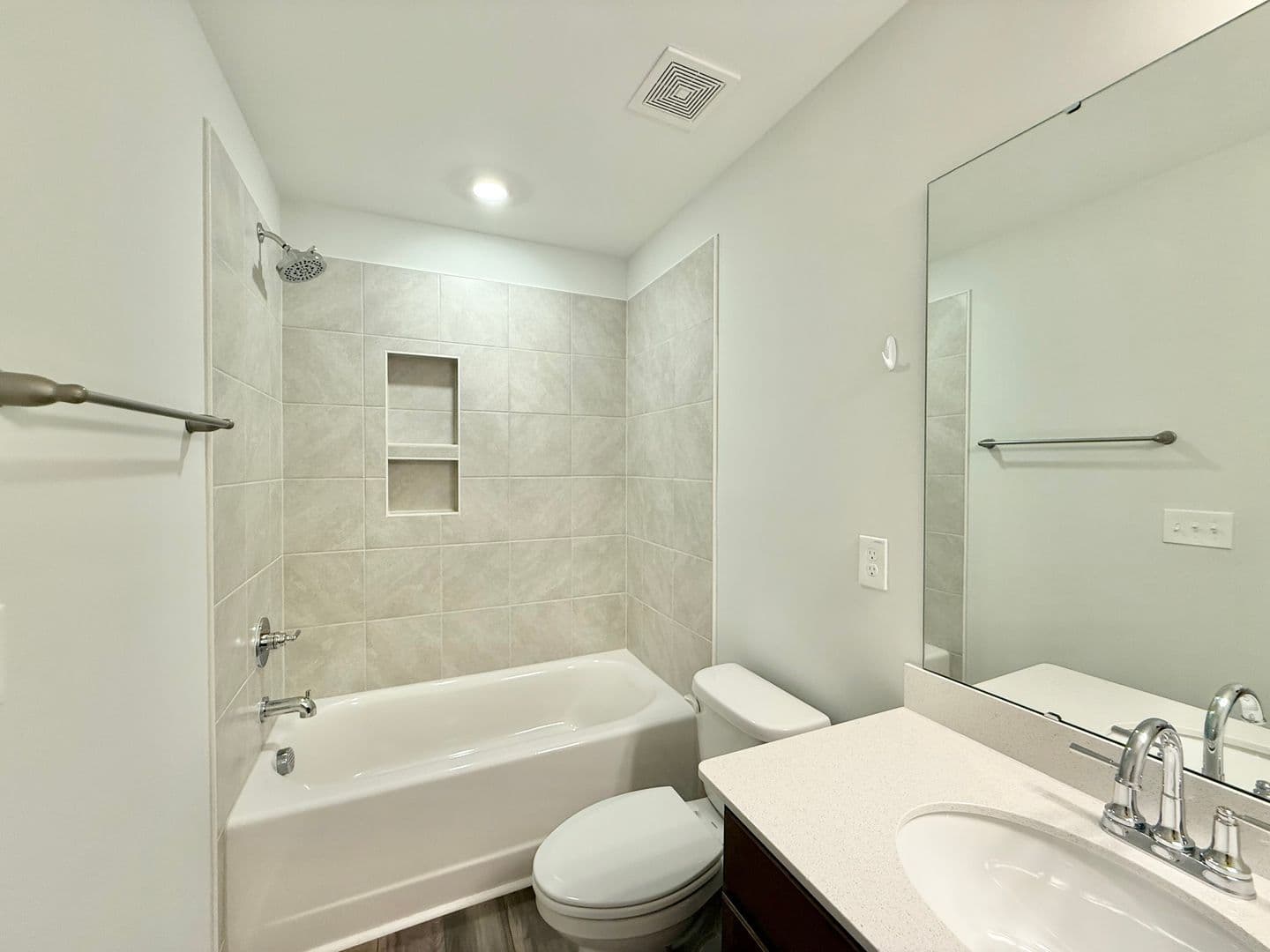 Garner House: 150 Cherry Blossom Ct