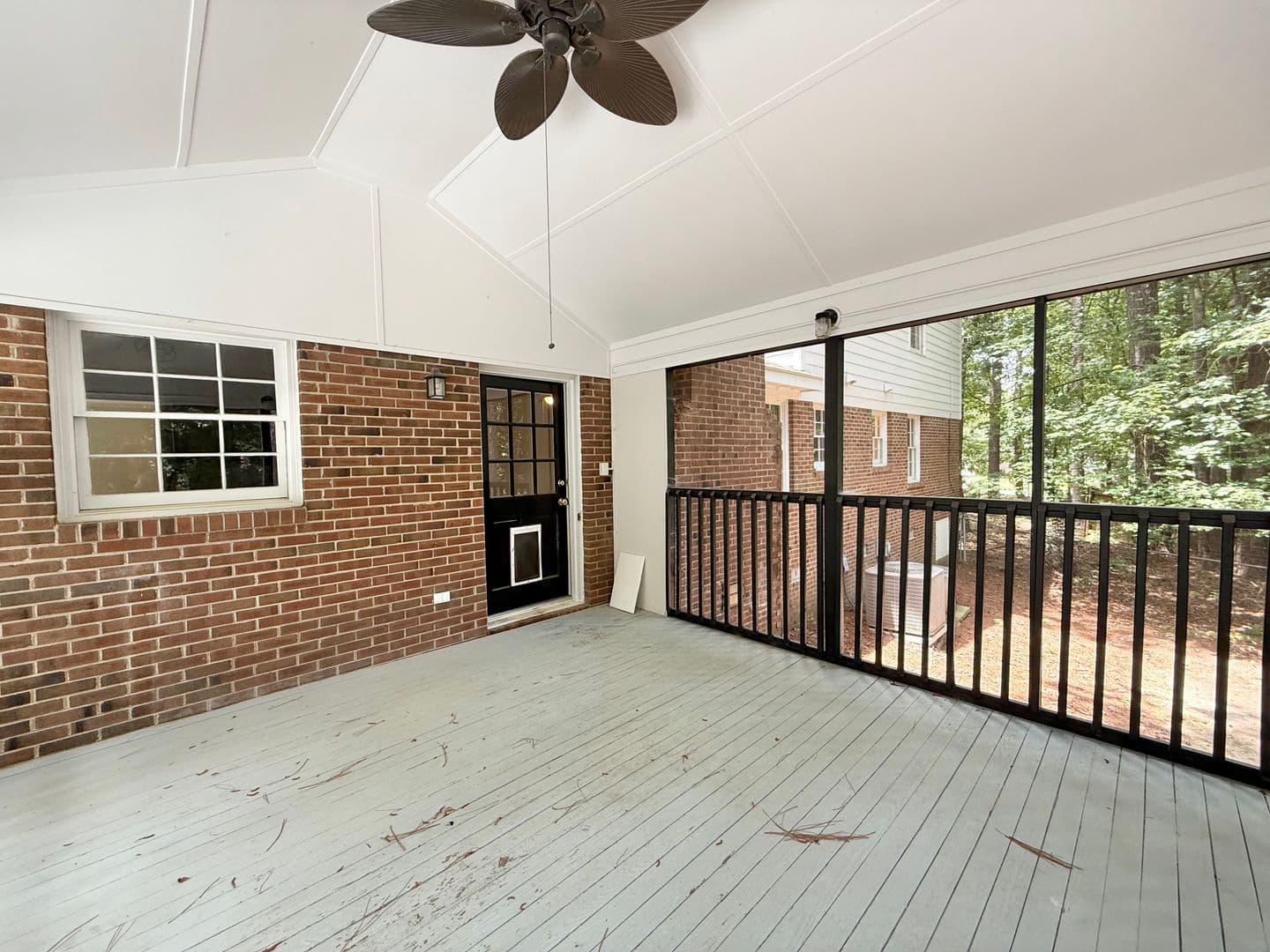 Clayton House: 208 Hardwood Ridge Ct