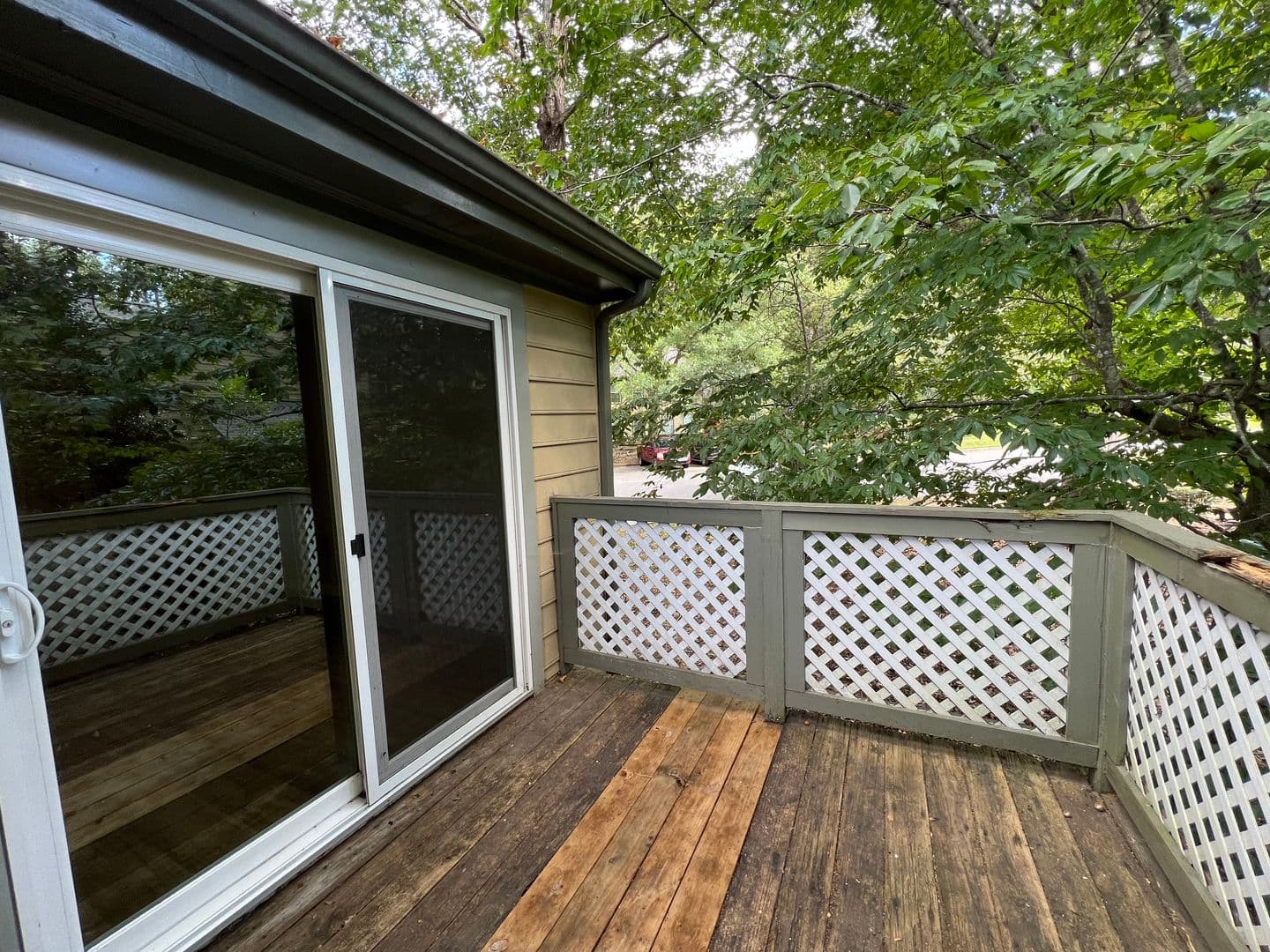 Raleigh Townhome: 401 Broad Leaf Circle