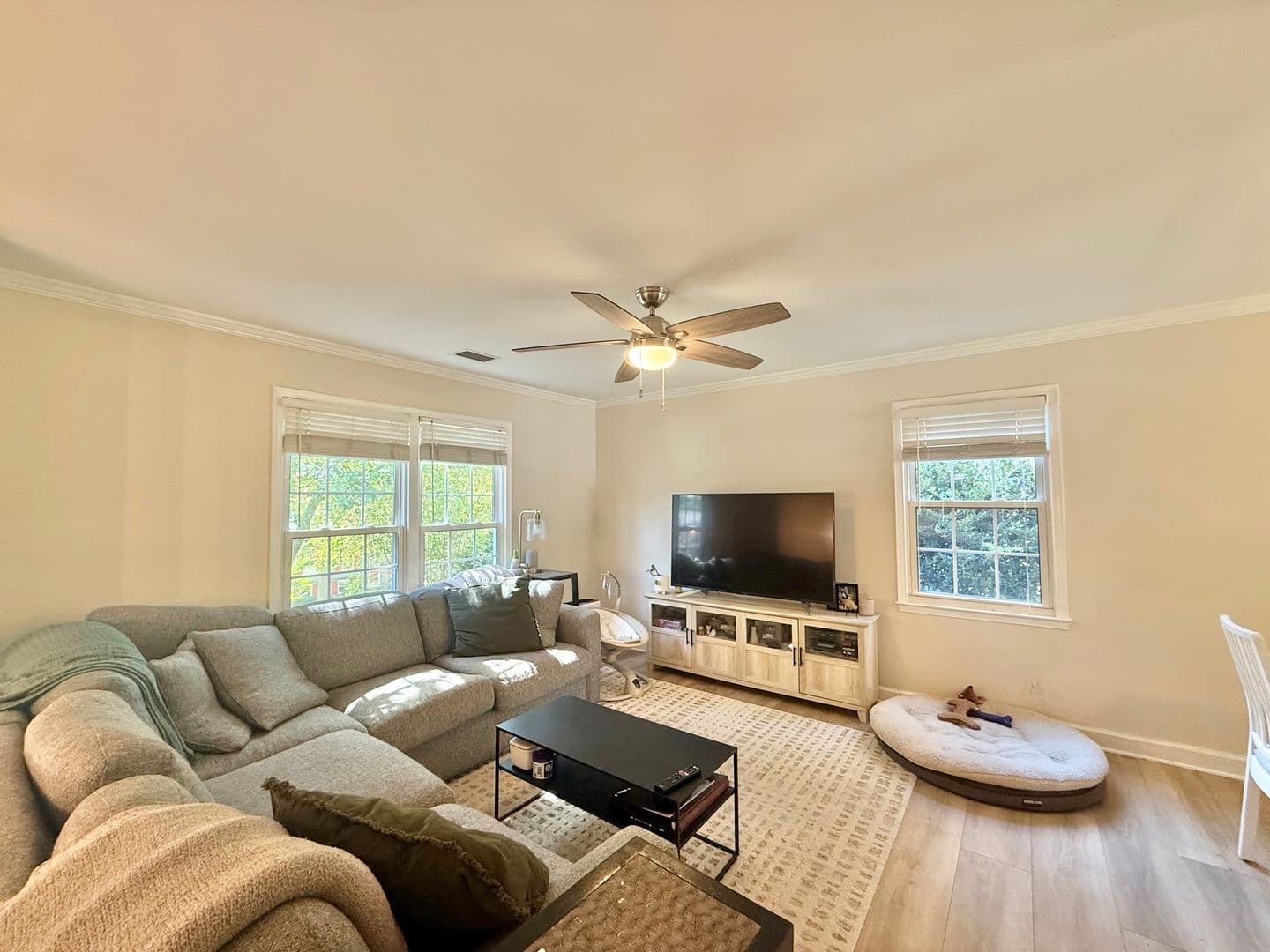 Raleigh House: 8009 Brandyapple Dr
