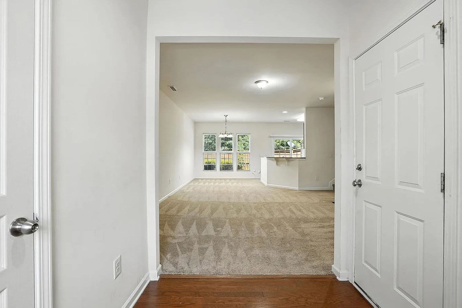 Cary Townhome: 1131 Kingston Grove Dr