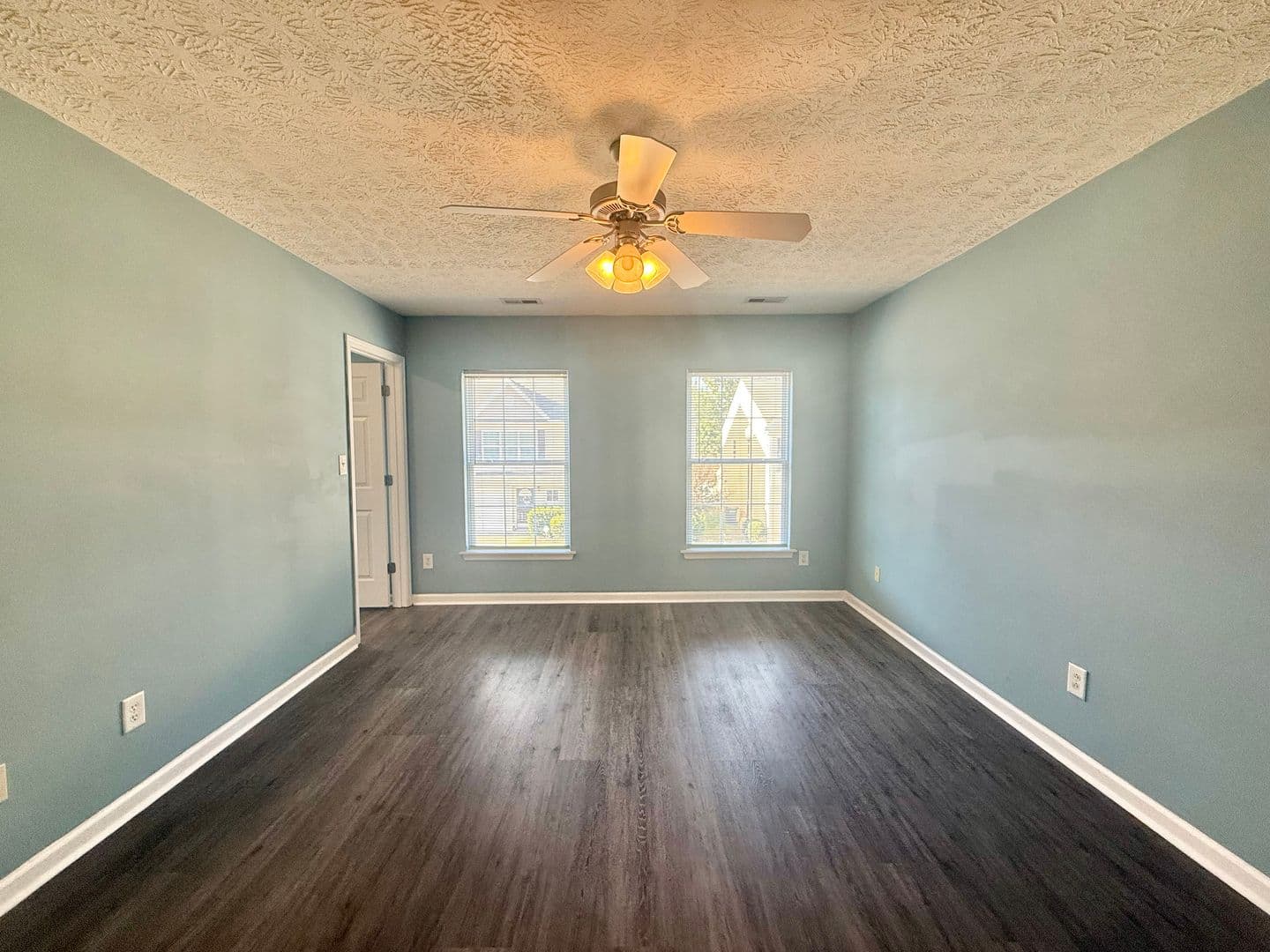 Raleigh Townhome: 2006 Mirror Dr.