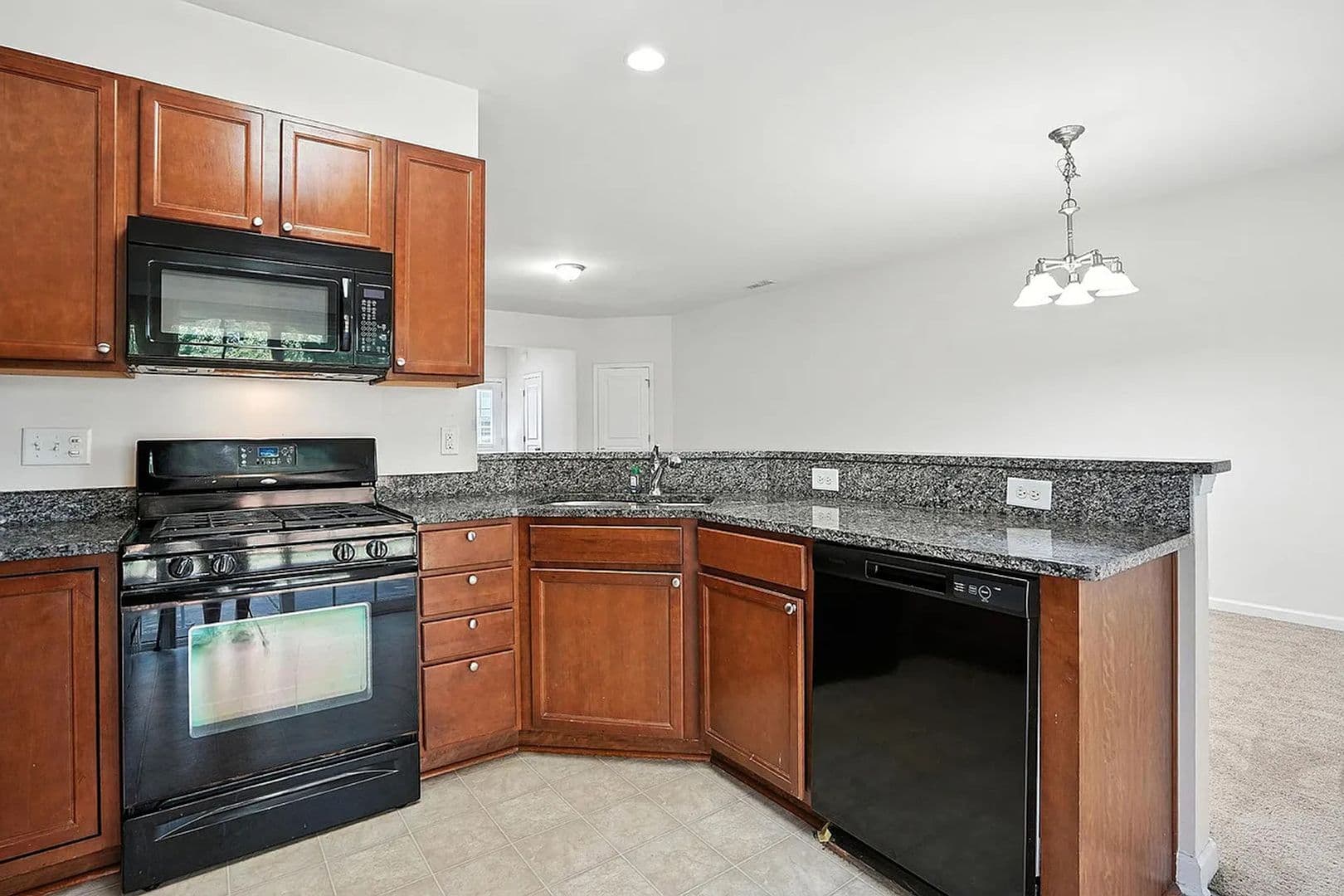 Cary Townhome: 1131 Kingston Grove Dr