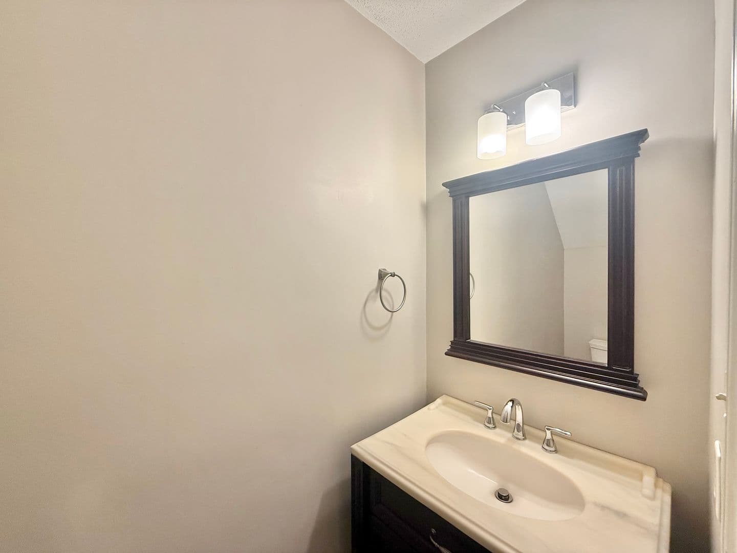 Raleigh Townhome: 6523 Hearthstone Dr