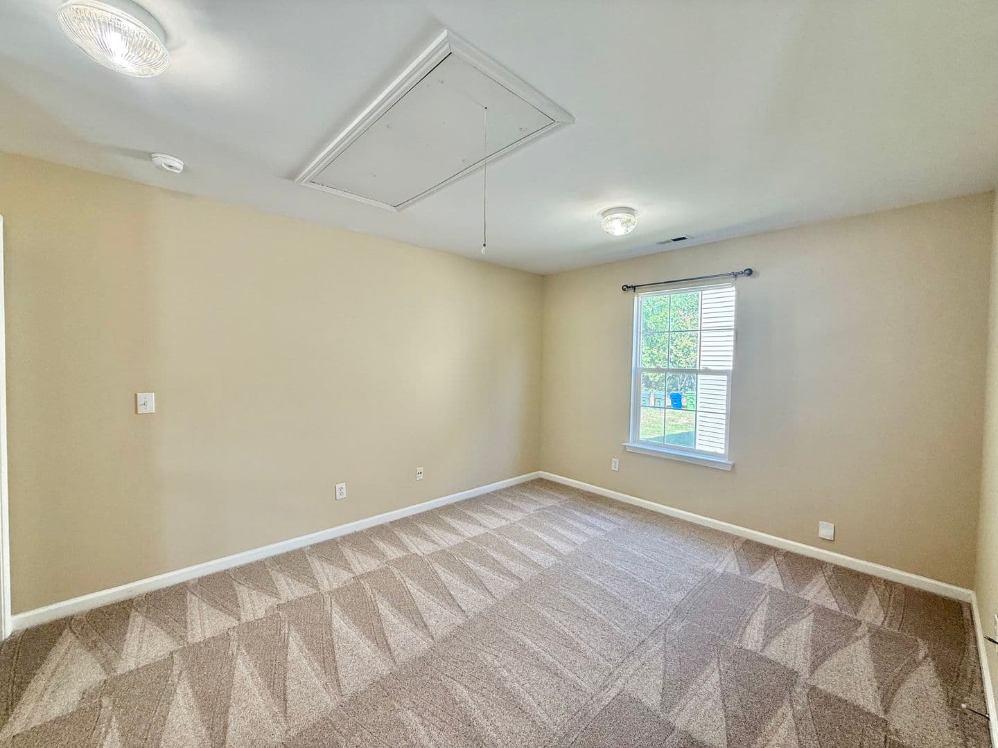 Raleigh House: 3932 Laurel Glen Rd