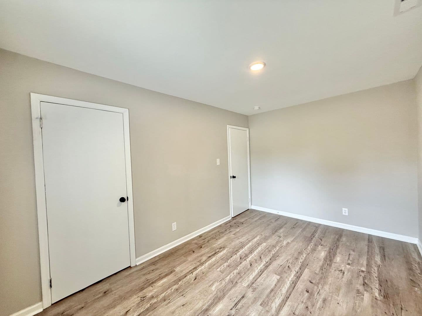 Durham Apartment: 615B Burlington Ave
