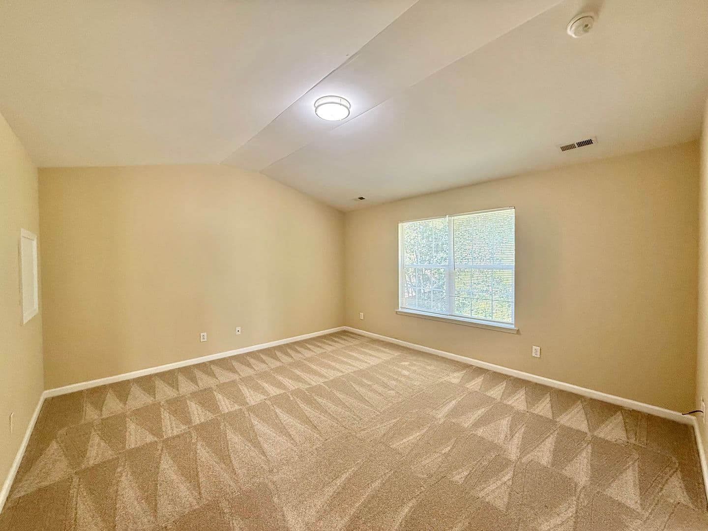 Raleigh House: 3932 Laurel Glen Rd