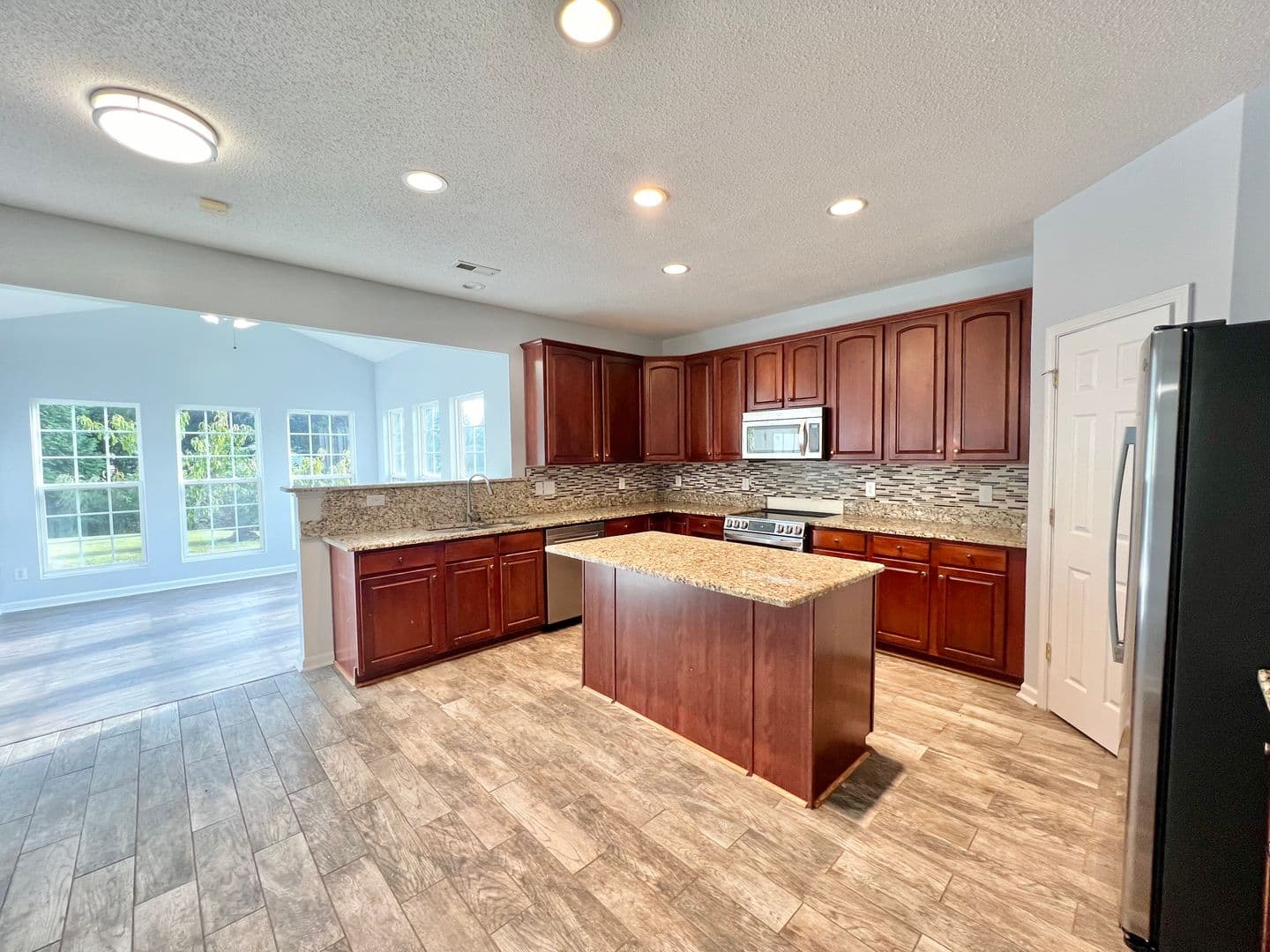 Wake Forest House: 925 Fulworth Ave