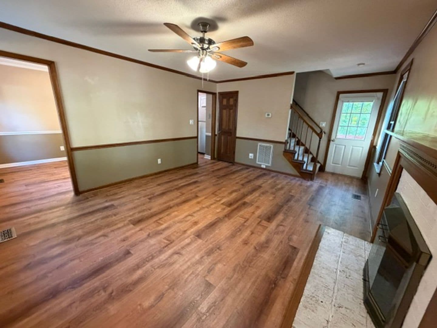 Raleigh House: 7316 North Thorncliff Pl