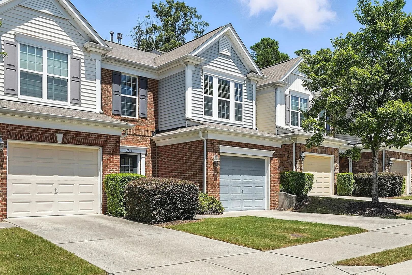 Cary Townhome: 1131 Kingston Grove Dr