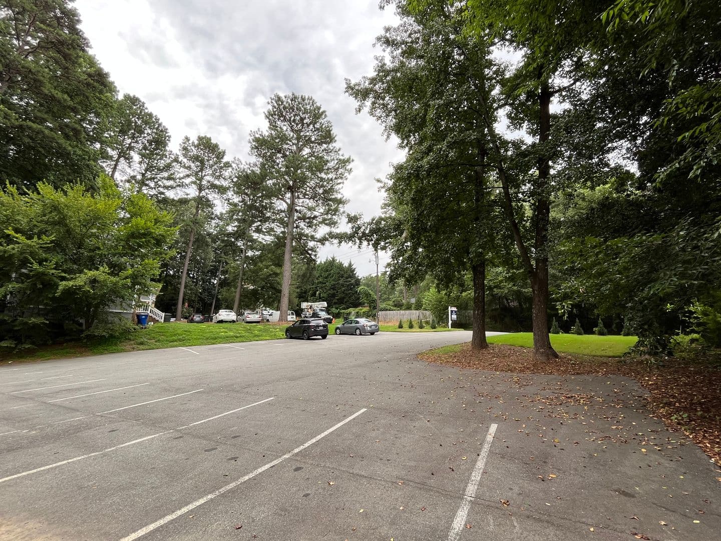 Raleigh Townhome: 212 N Peartree Ln