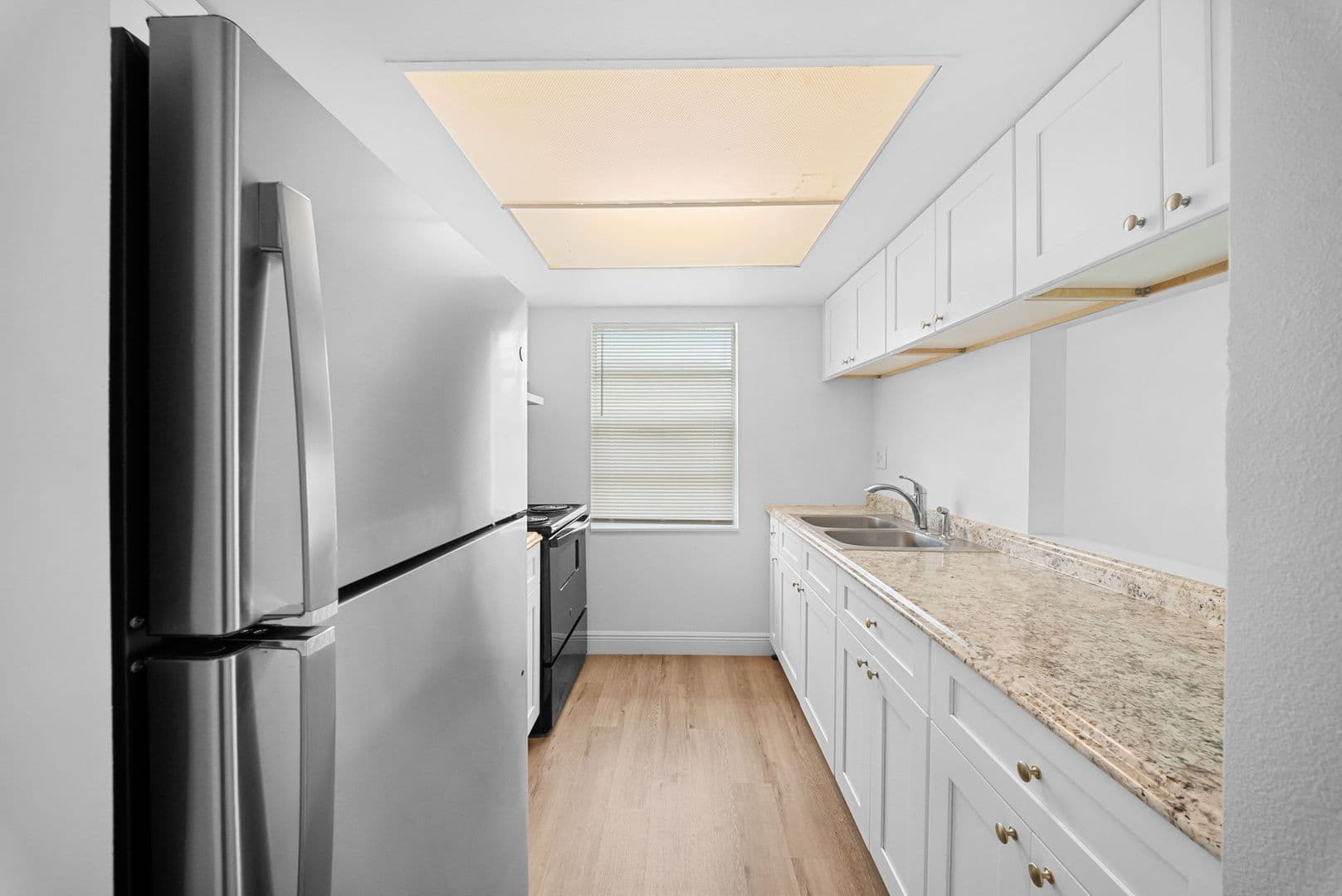 Fort Myers Apartment: 11368-11370 SUMMERWINDS CT