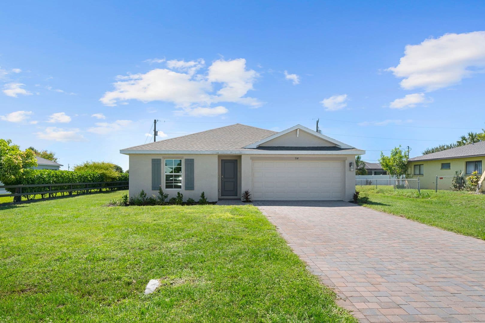 Cape Coral House: 914 SW 33rd Terr