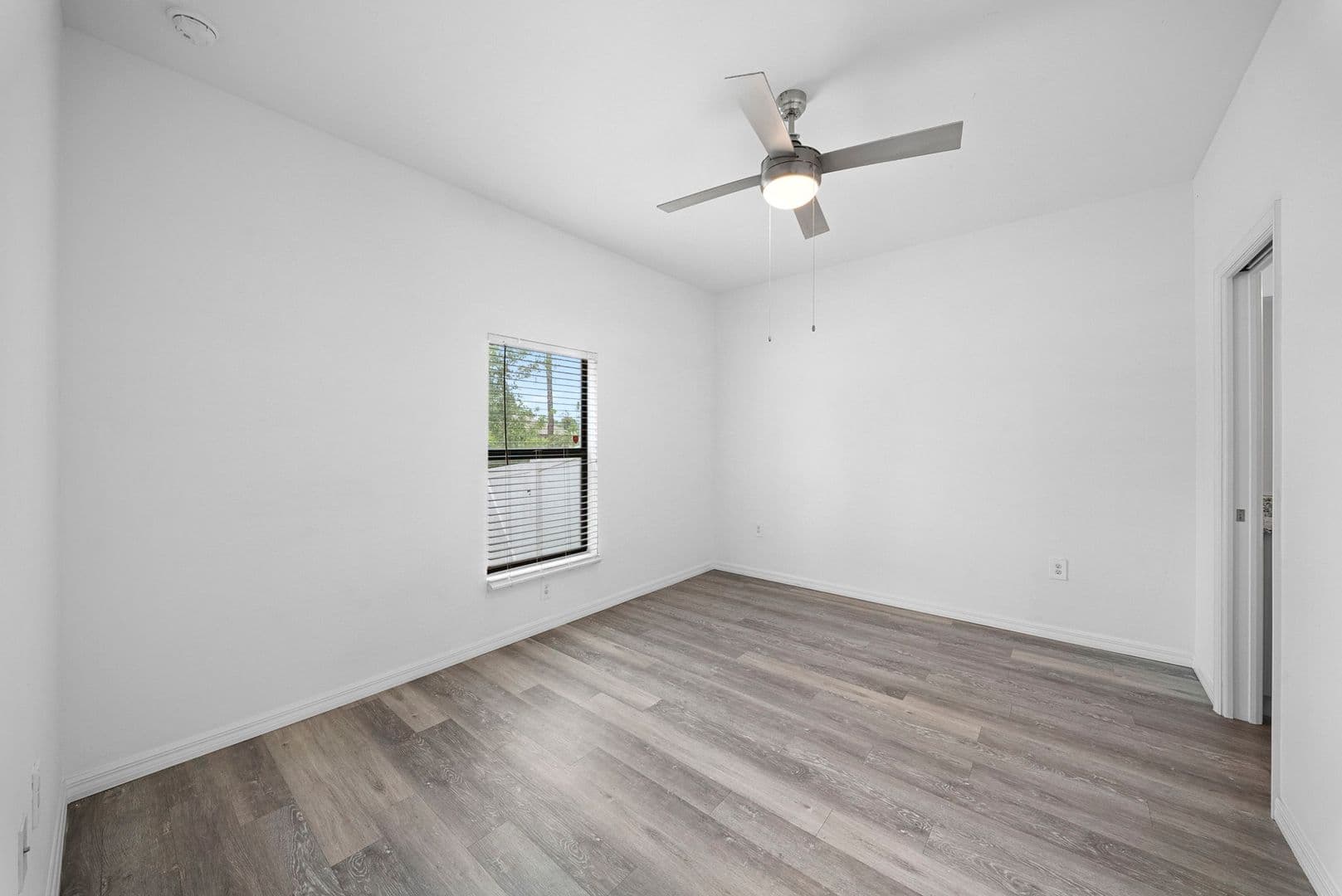 Lehigh Acres Apartment: 4716 - 4718 29th St SW