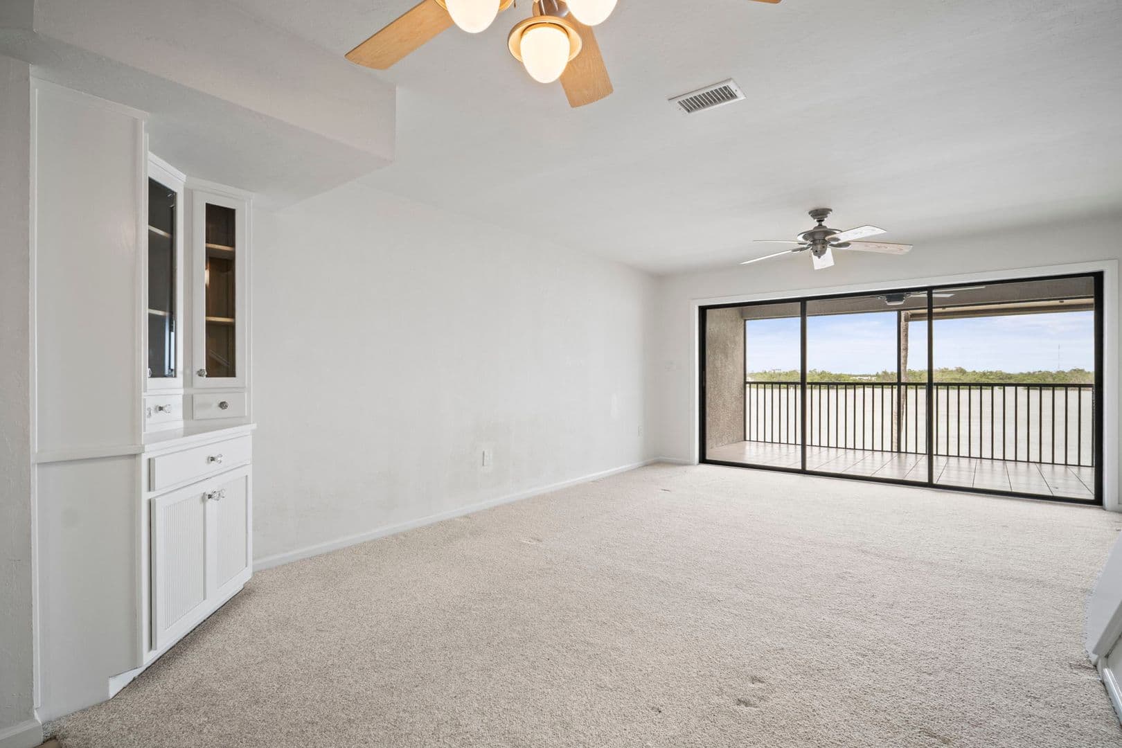 Fort Myers Beach House: 894 Buttonwood Dr - Apt 215