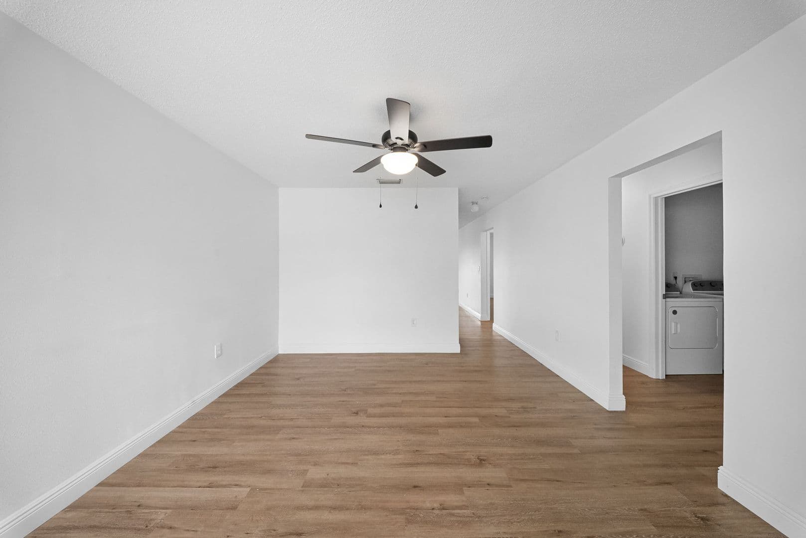 Fort Myers Apartment: 11368-11370 SUMMERWINDS CT