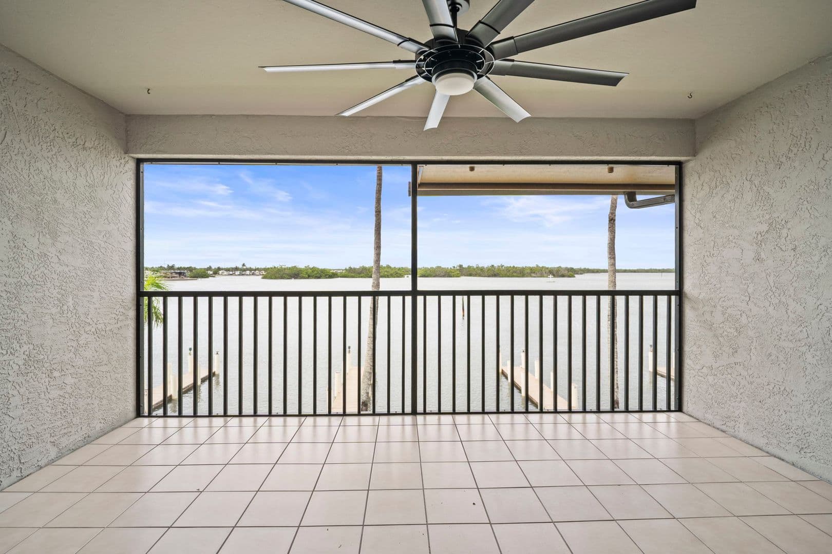 Fort Myers Beach House: 894 Buttonwood Dr - Apt 215