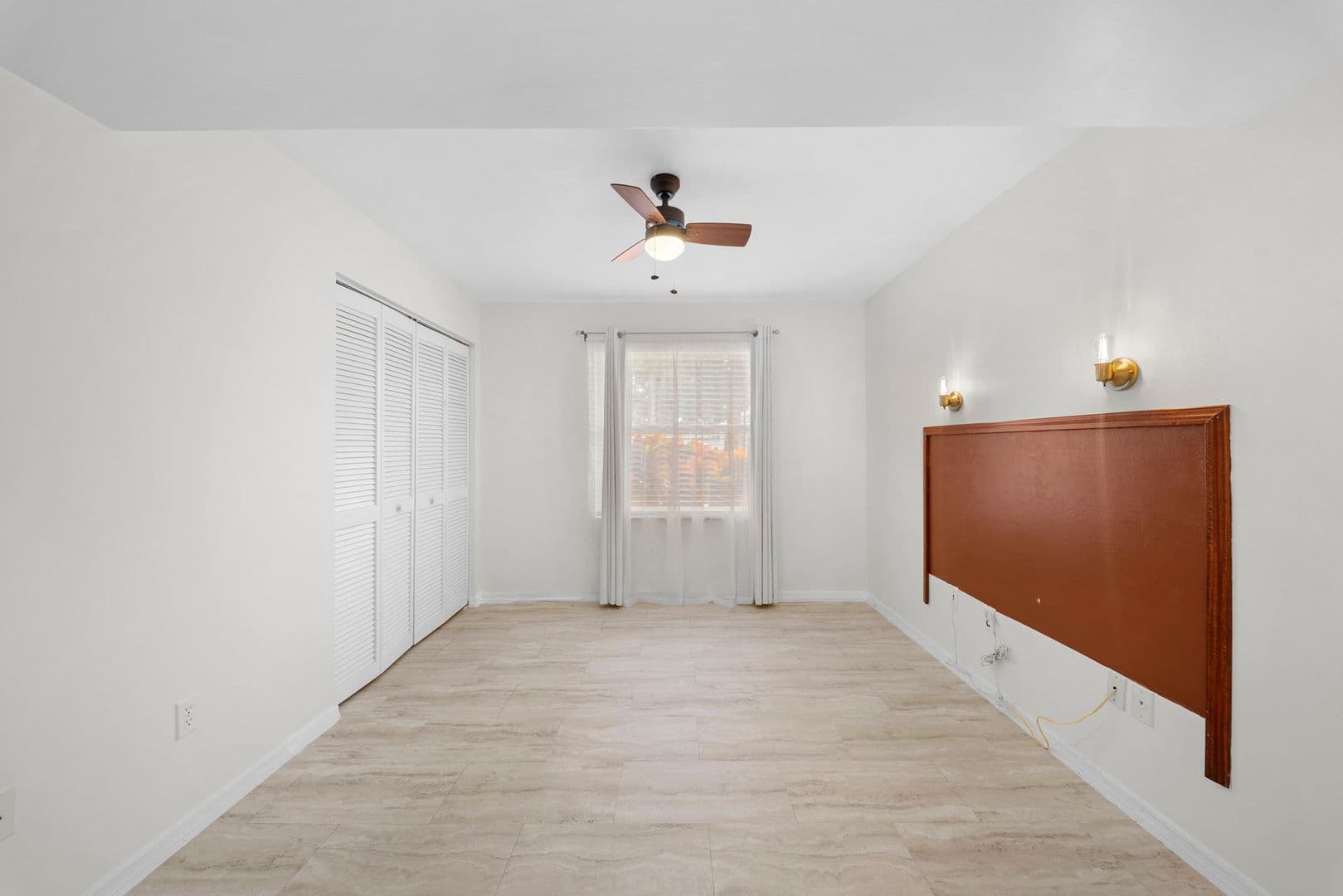 Fort Myers House: 14503 Lakewood Trace CT Unit 104