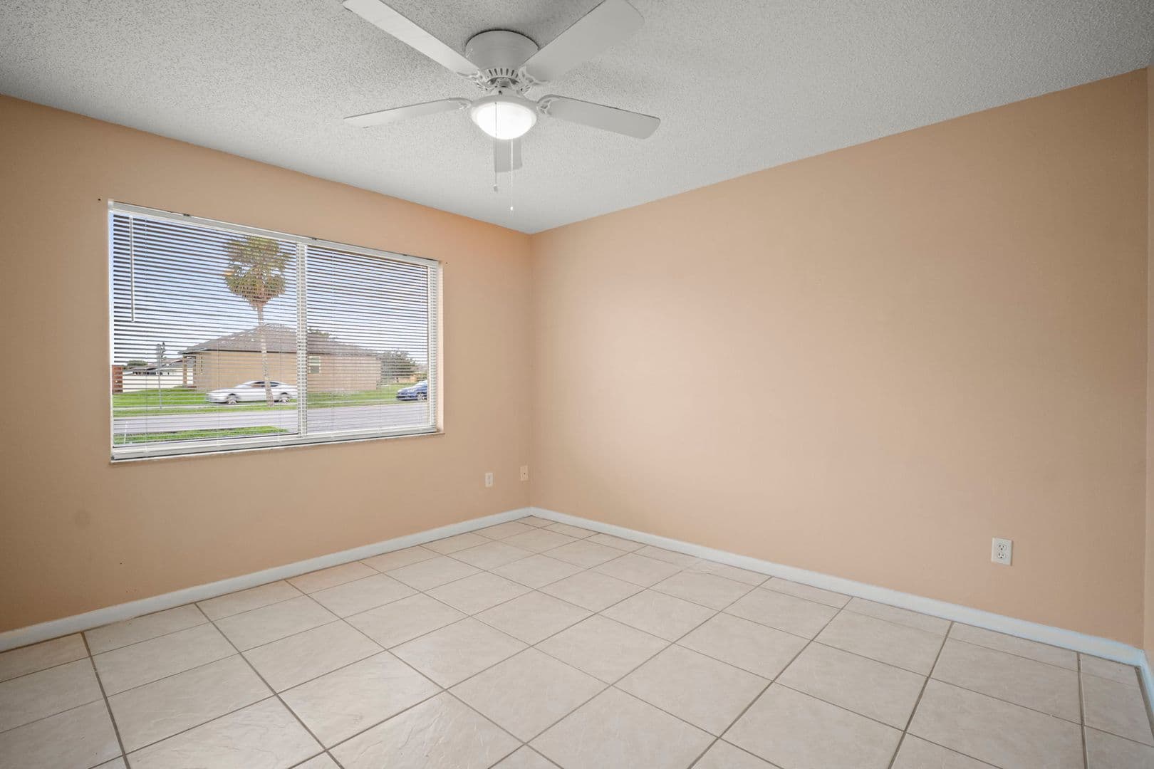 Cape Coral Apartment: 4406 Santa Barbara Blvd - Unit B