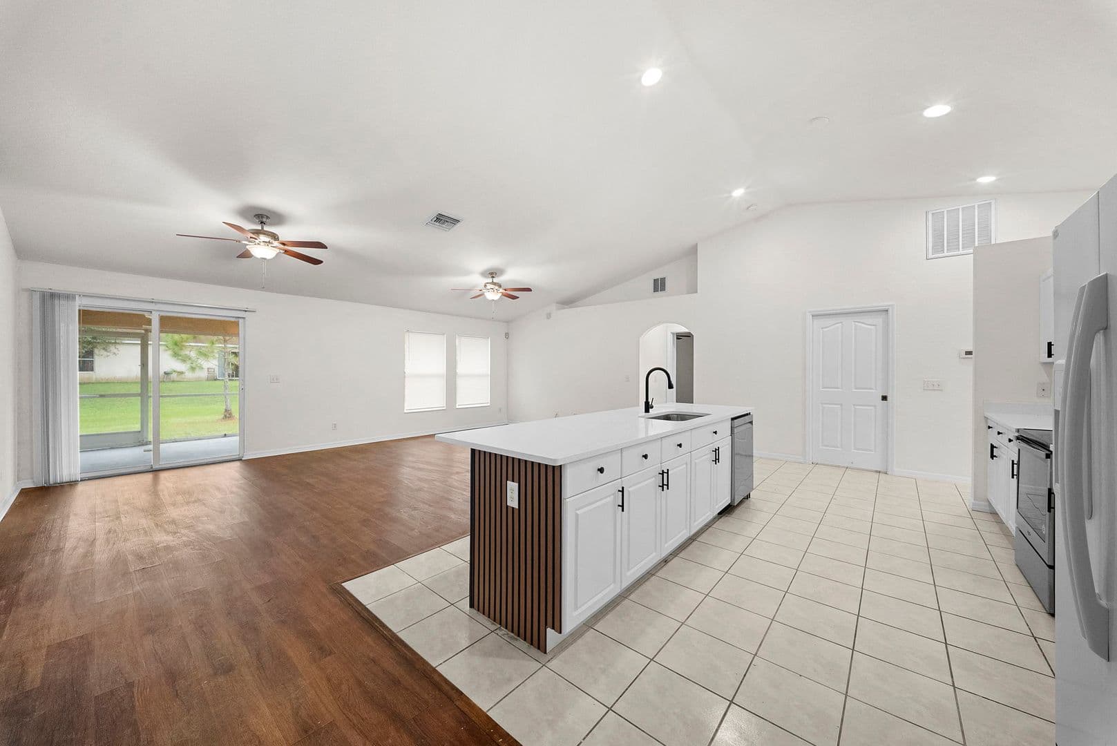 Lehigh Acres House: 2813 34th St W, Lehigh