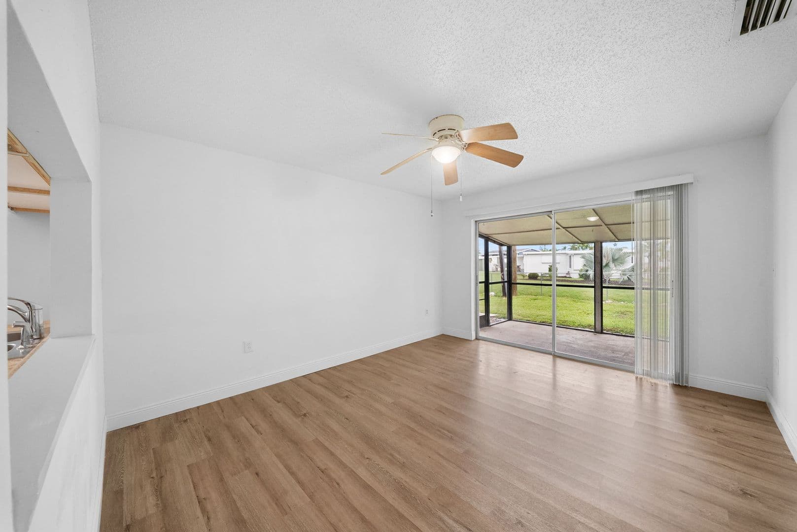 Fort Myers Apartment: 11368-11370 SUMMERWINDS CT