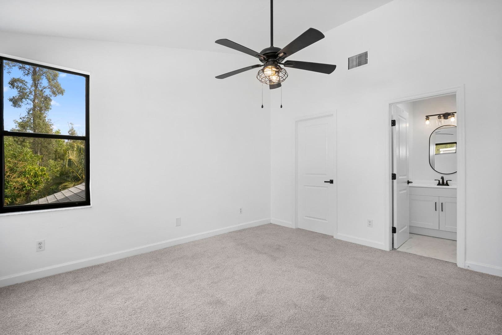Fort Myers House: 6213 Timberwood Cir #129