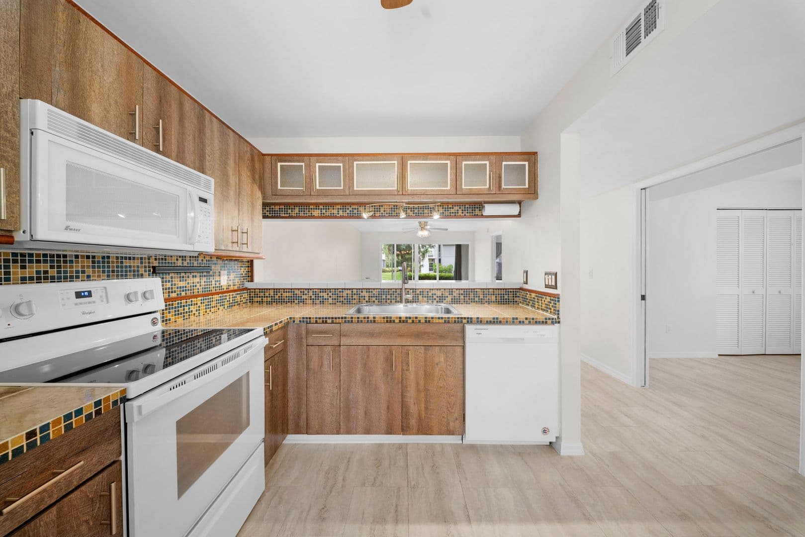 Fort Myers House: 14503 Lakewood Trace CT Unit 104