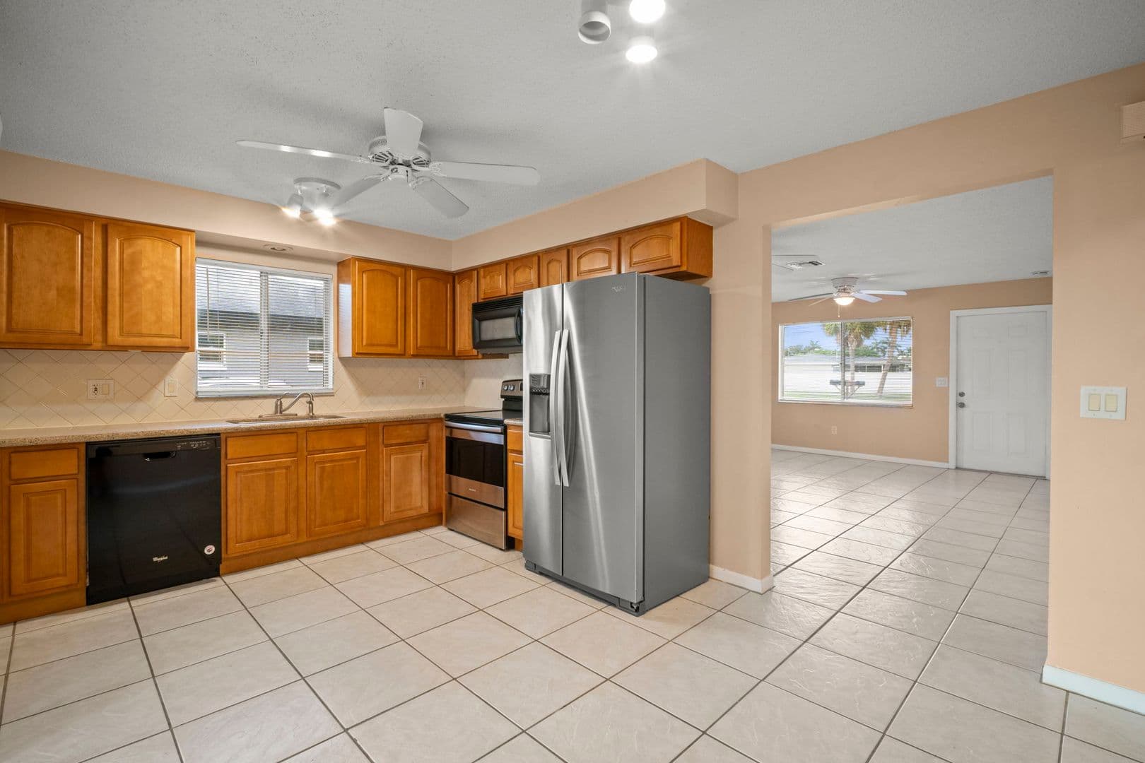 Cape Coral Apartment: 4406 Santa Barbara Blvd - Unit B