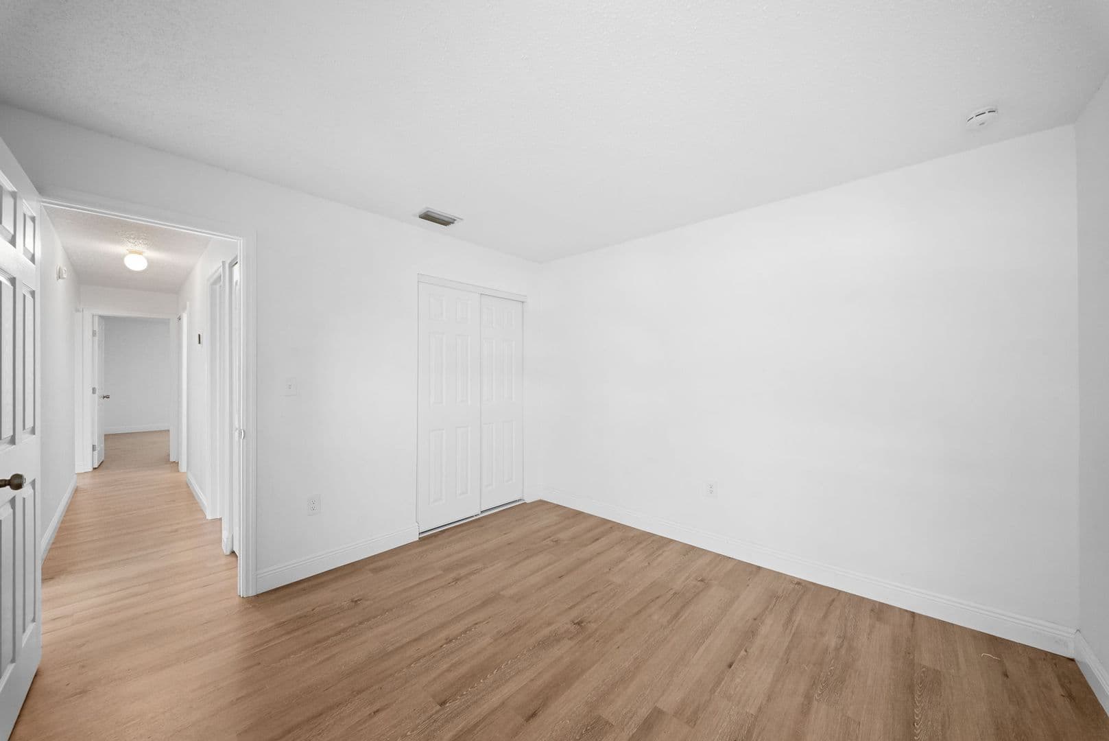 Fort Myers Apartment: 11368-11370 SUMMERWINDS CT