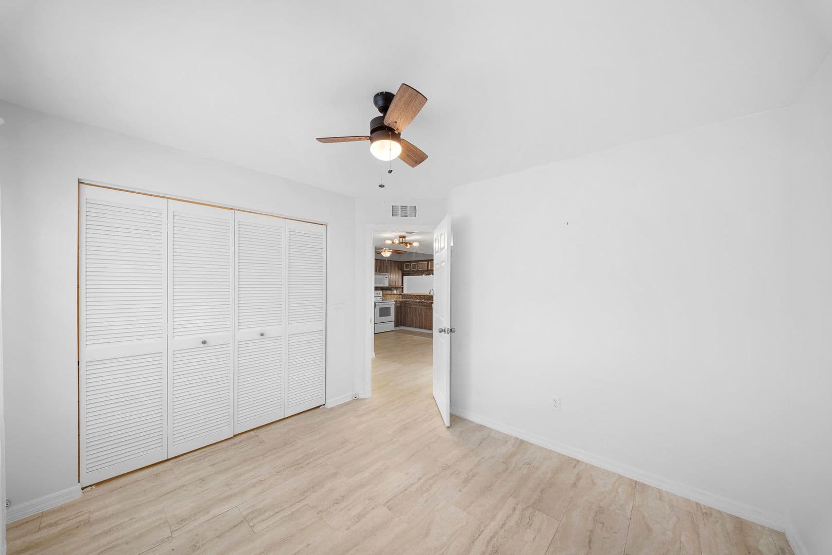 Fort Myers House: 14503 Lakewood Trace CT Unit 104