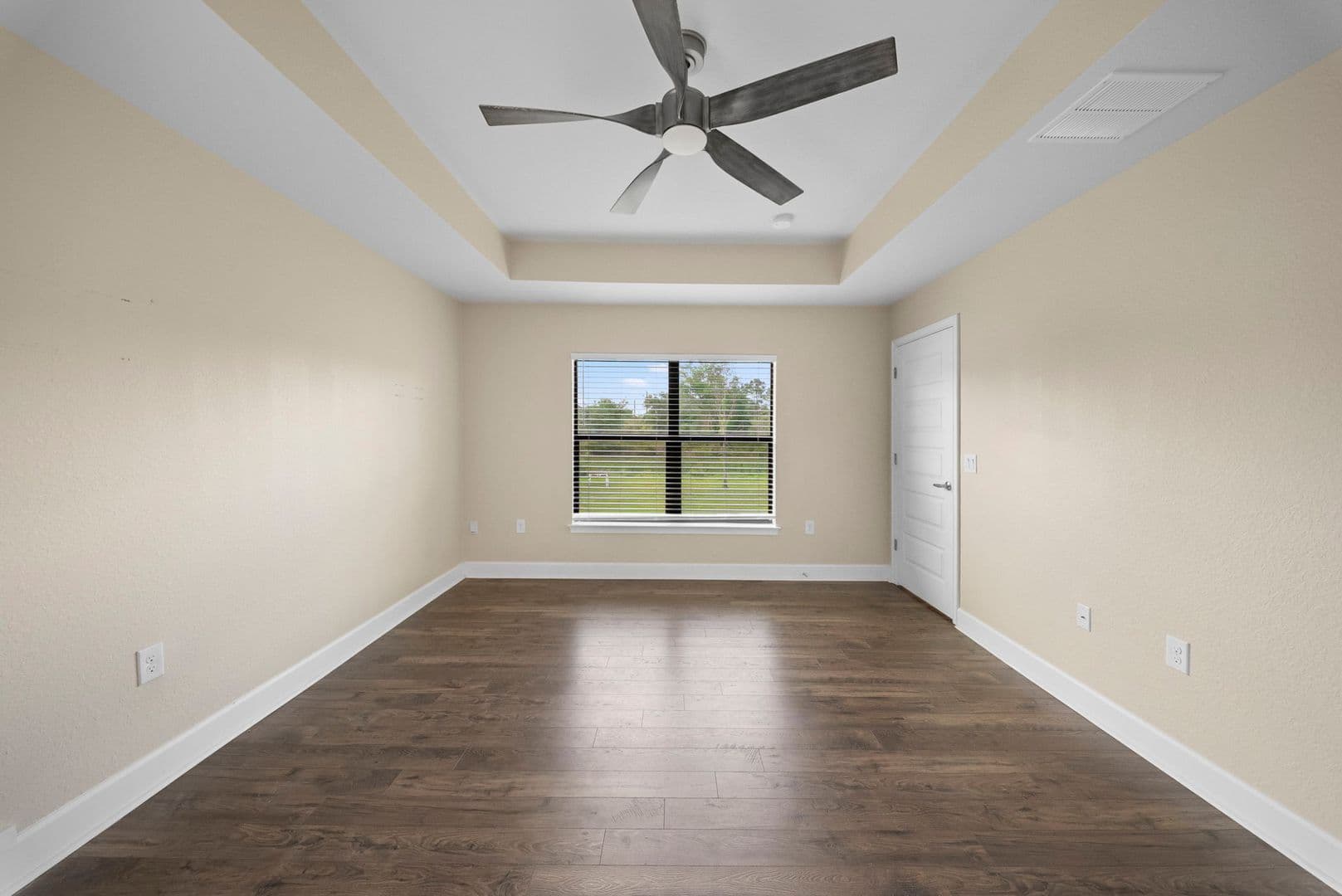 Lehigh Acres House: 490 Windermere Dr