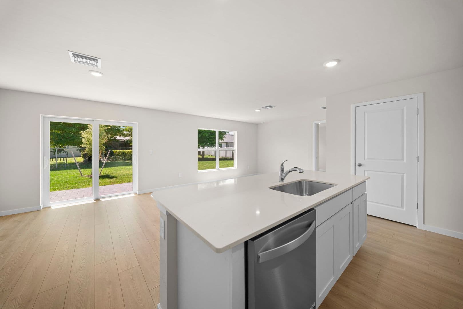 Cape Coral House: 914 SW 33rd Terr