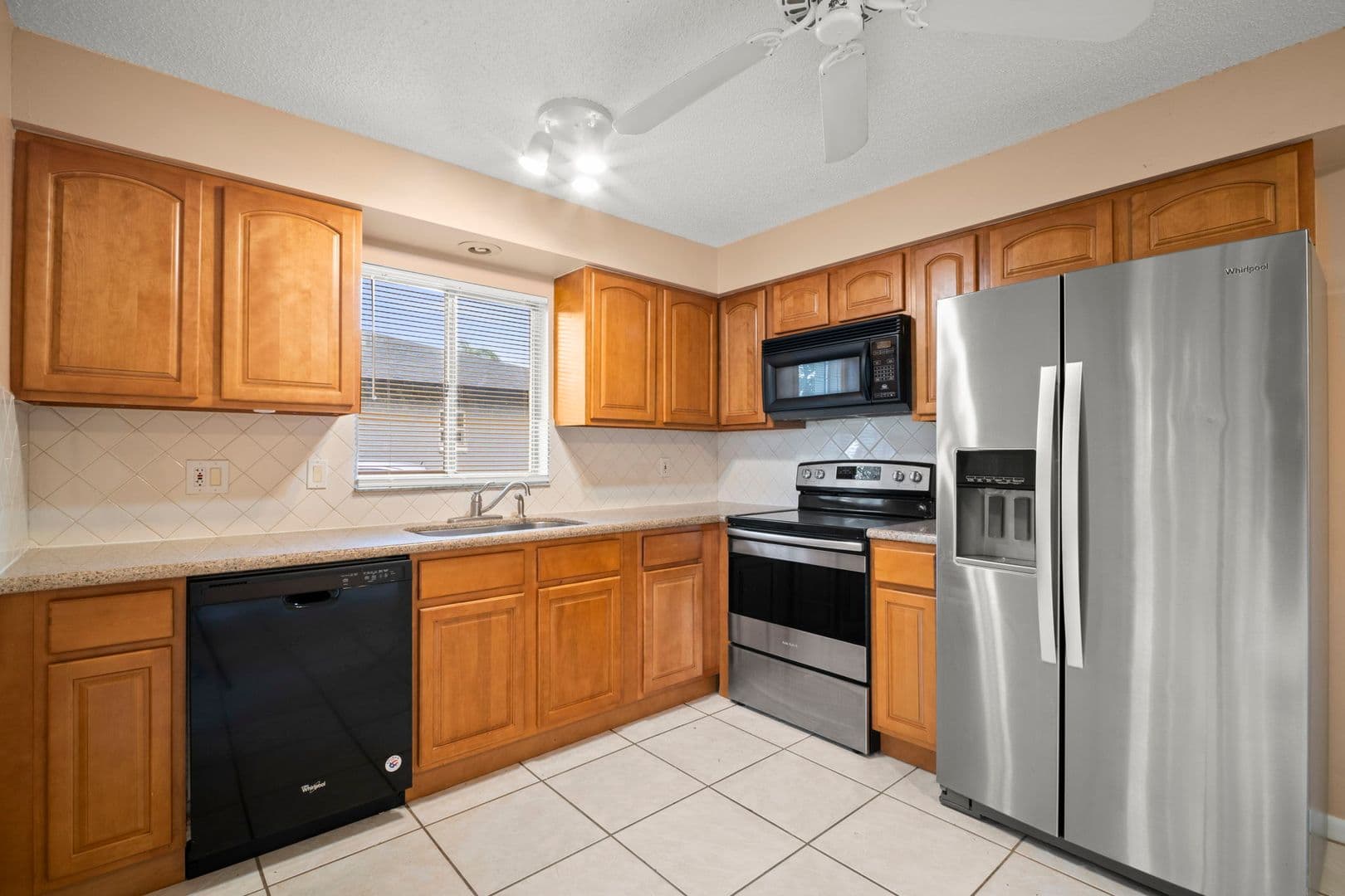 Cape Coral Apartment: 4406 Santa Barbara Blvd - Unit B