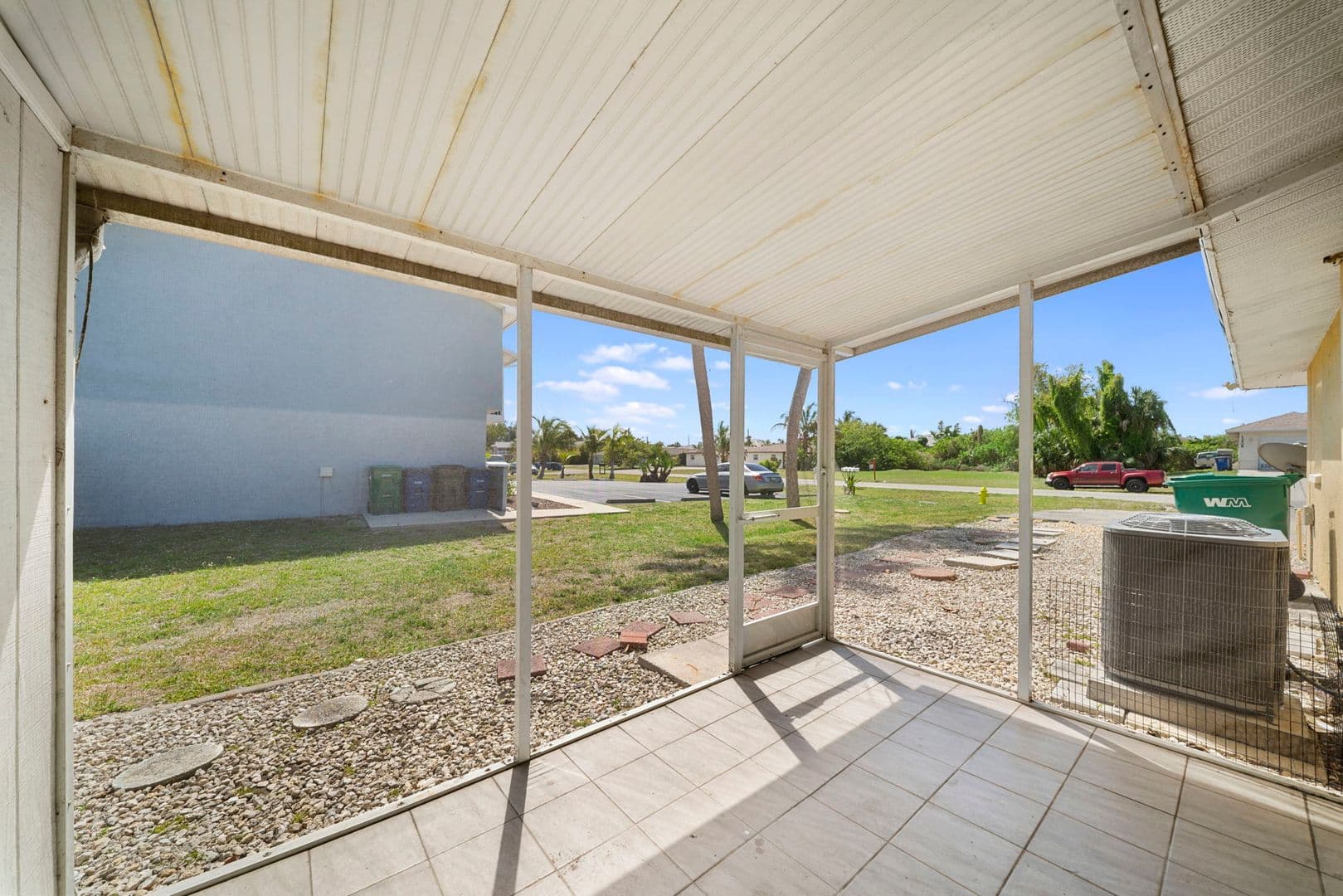 Fort Myers Apartment: 13401-13407 Pine Needle Ln