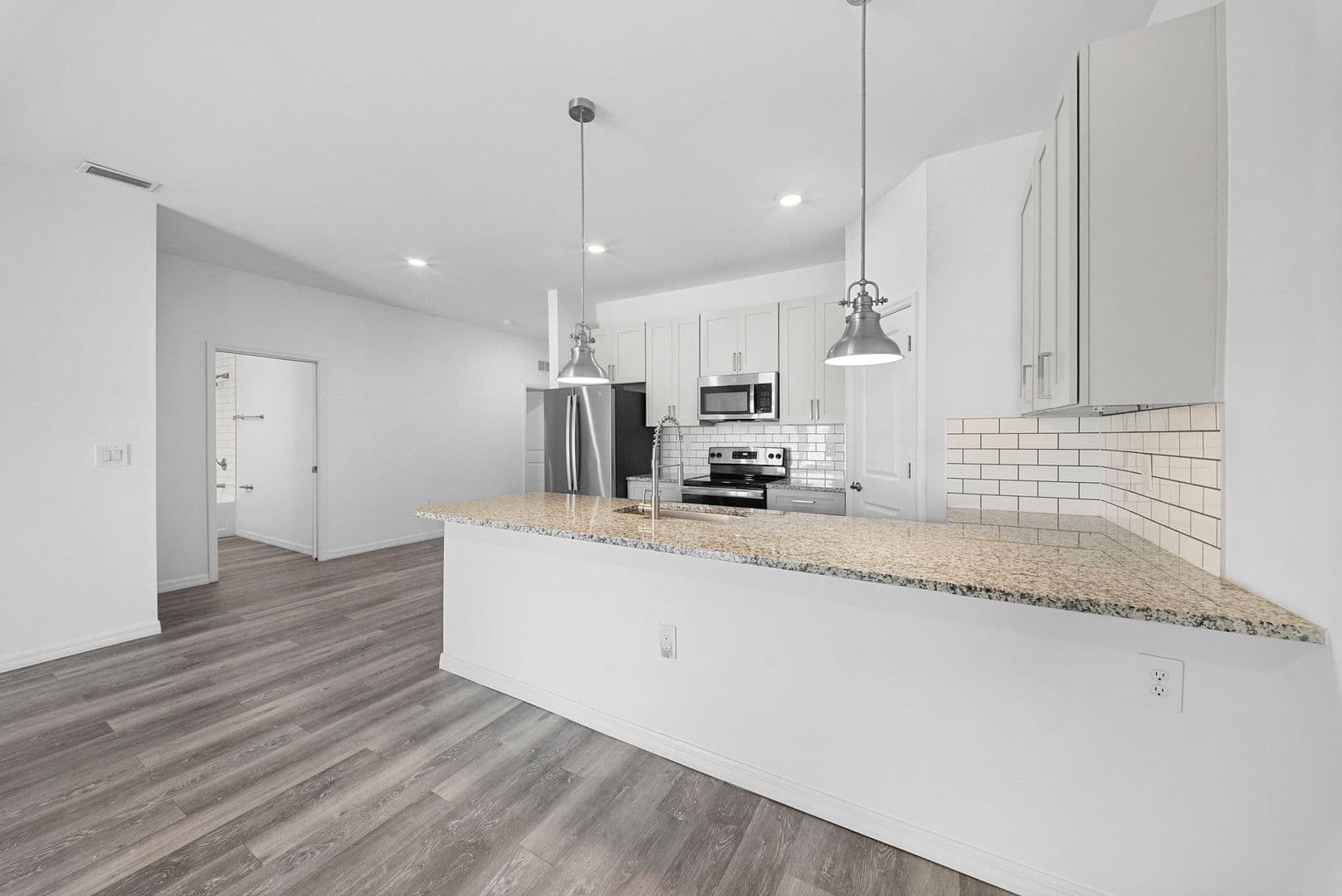 Lehigh Acres Apartment: 4716 - 4718 29th St SW