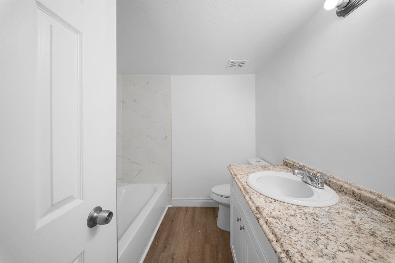 Fort Myers Apartment: 11368-11370 SUMMERWINDS CT
