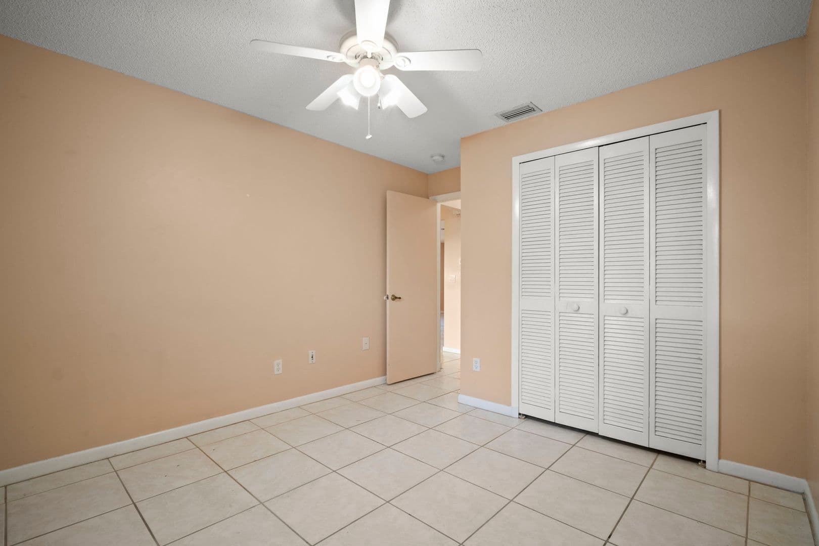 Cape Coral Apartment: 4406 Santa Barbara Blvd - Unit B