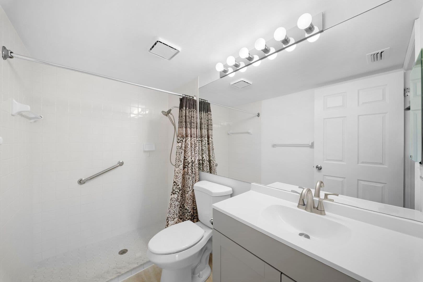 Fort Myers House: 14503 Lakewood Trace CT Unit 104