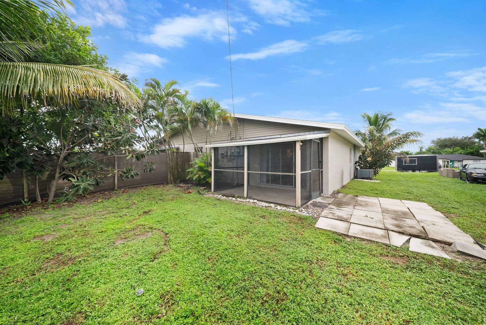 Fort Myers Apartment: 11368-11370 SUMMERWINDS CT